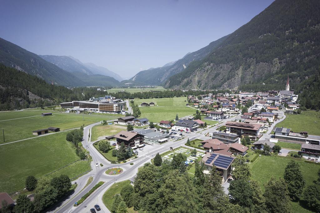 Appartementhaus Laengenfeld Exterior foto